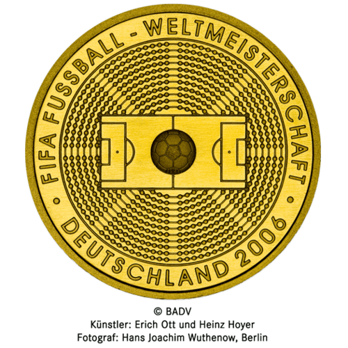 Vorderseite Goldmünze 1/2 Unze 100 Euro Deutschland 2005 FIFA WM Deutschland, der Hersteller Div. dt. Prägeanstalten