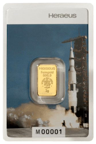 Vorderseite Goldbarren 50 Jahre Mondlandung 2019 2 Gramm in spezieller Blisterkarte mit Zertifikat, der Hersteller Argor-Heraeus