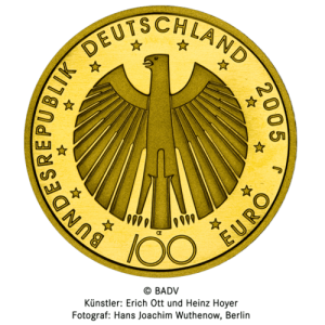 Rückseite Goldmünze 1/2 Unze 100 Euro Deutschland 2005 FIFA WM Deutschland, der Hersteller Div. dt. Prägeanstalten
